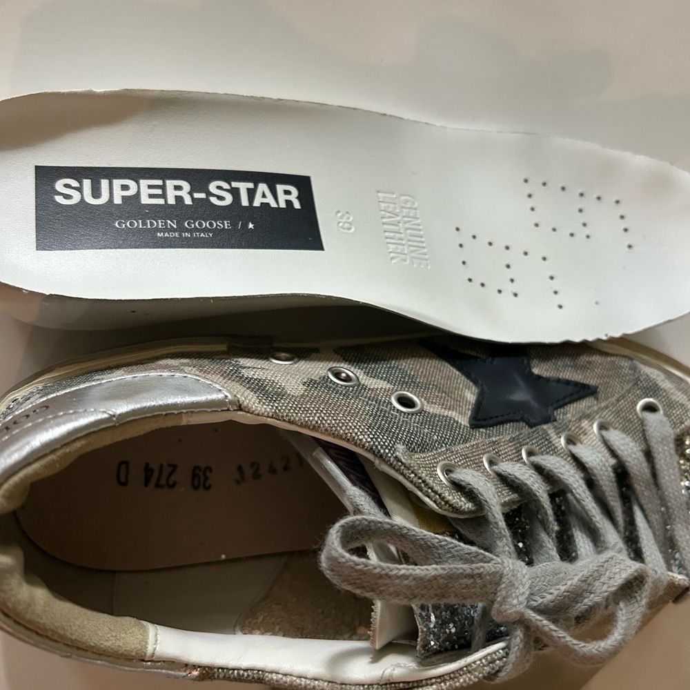 Golden Goose Camo Black Star 39 HTF Sneakers with Orange Soles! - Picture 6 of 11